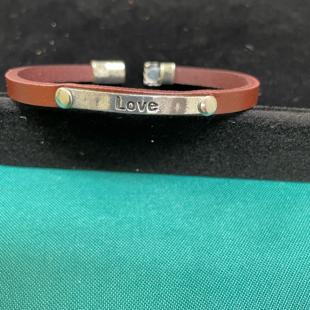 Plunder Brown 'Love' Bracelet